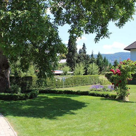 קרומפנדורף Ferienwohnung Und Gaestezimmer Korb מראה חיצוני תמונה