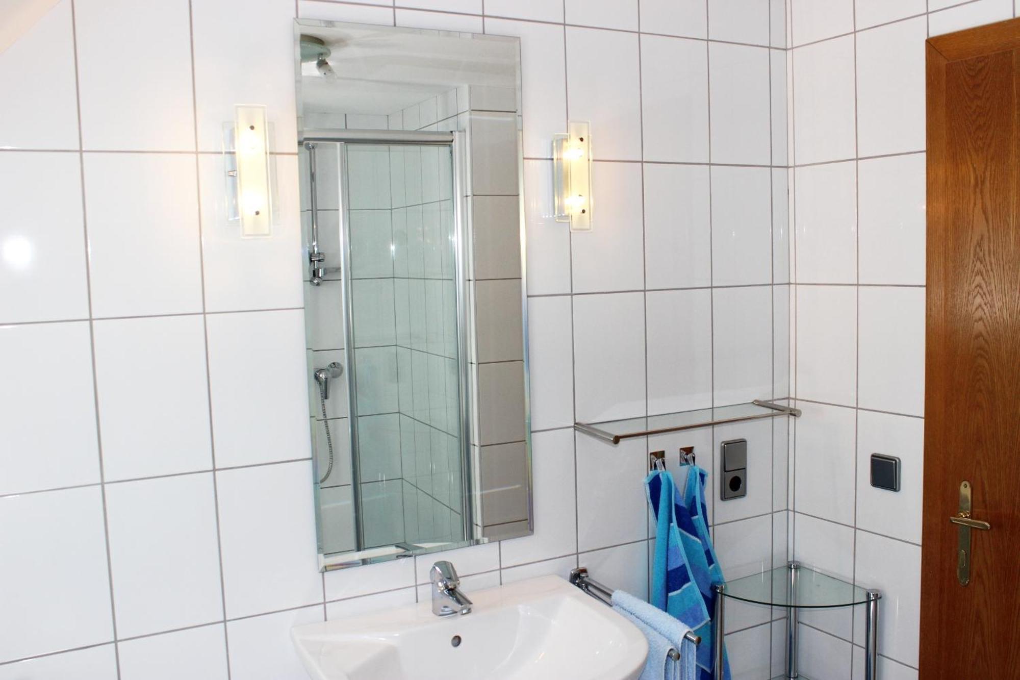קרומפנדורף Ferienwohnung Und Gaestezimmer Korb מראה חיצוני תמונה